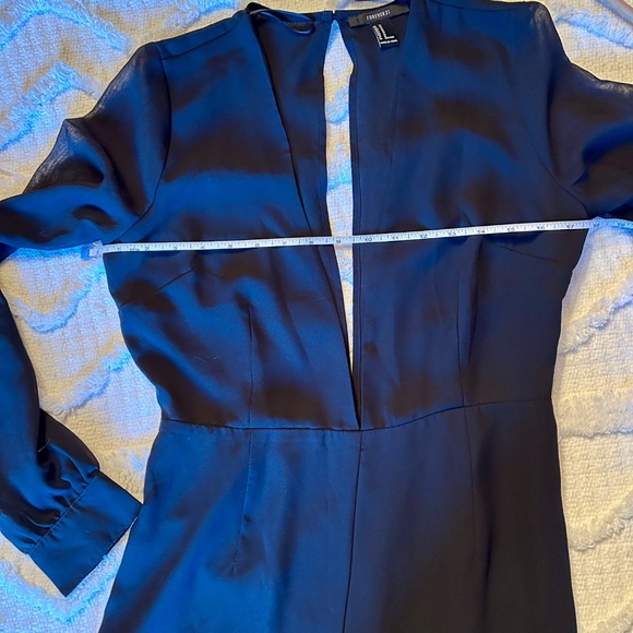 Deep V Black Jumpsuit with Sheer Sleeves by Forever 21 - Picture 6 of 10